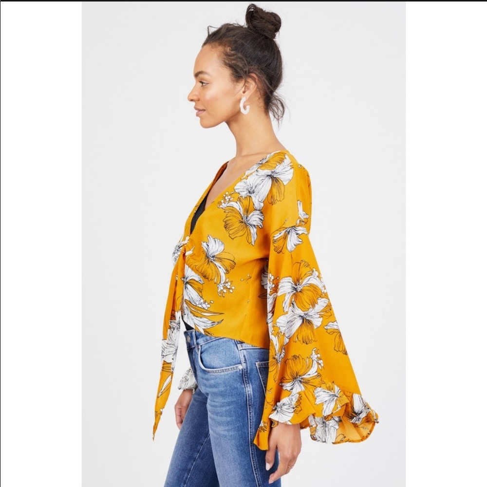 Yellow Floral Tie Front Crop Top - Bell Sleeves - Picture 3 of 3